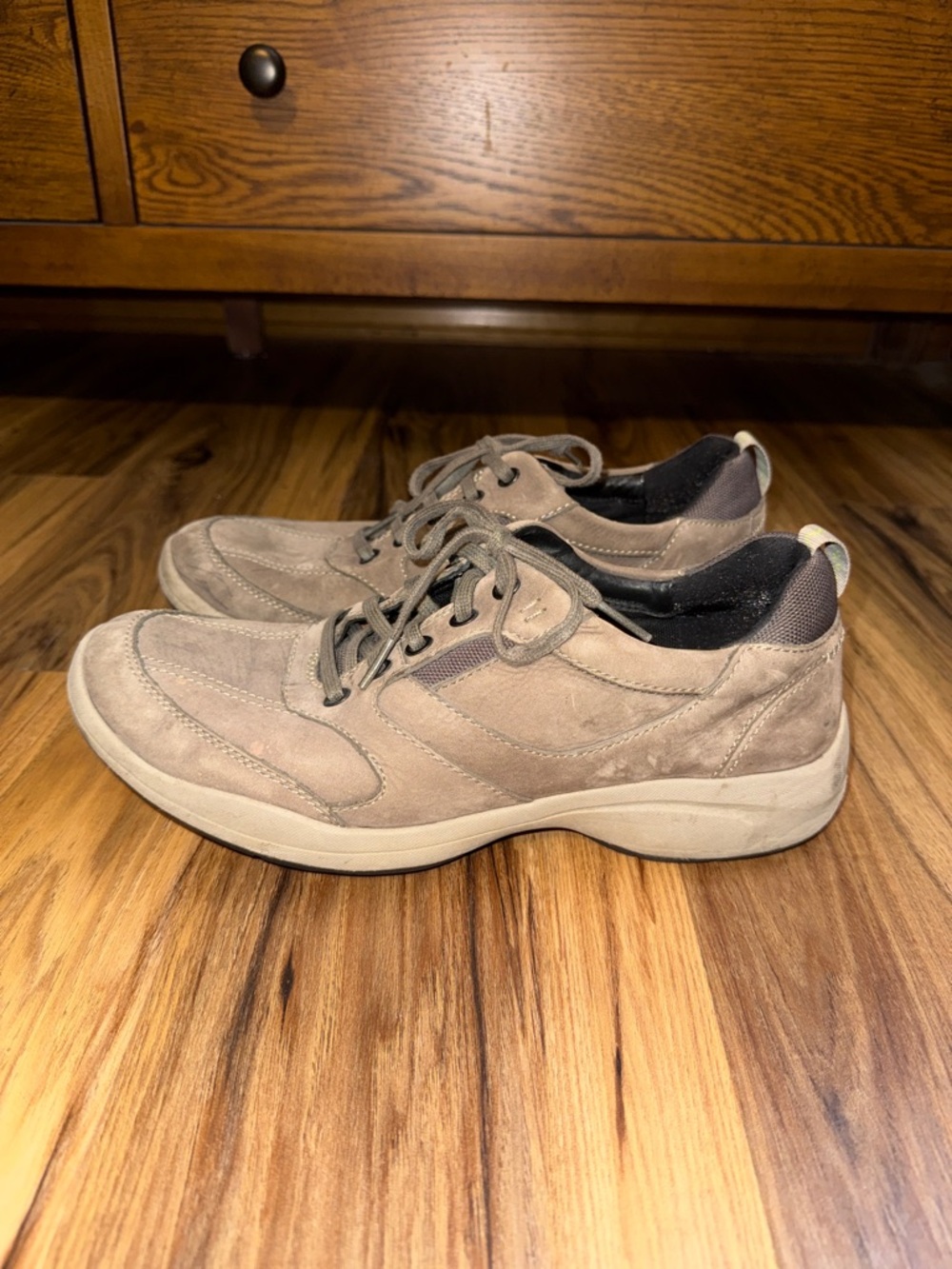 Clark’s Mens Lace up suede leather